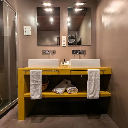 Casa Donano 2*