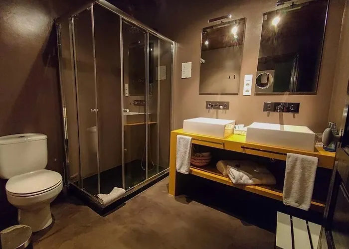 ホテル Casa Donano リバデオ